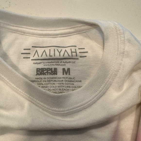 A&F Aaliyah graphic short sleeve shirt set - Picture 10 of 12